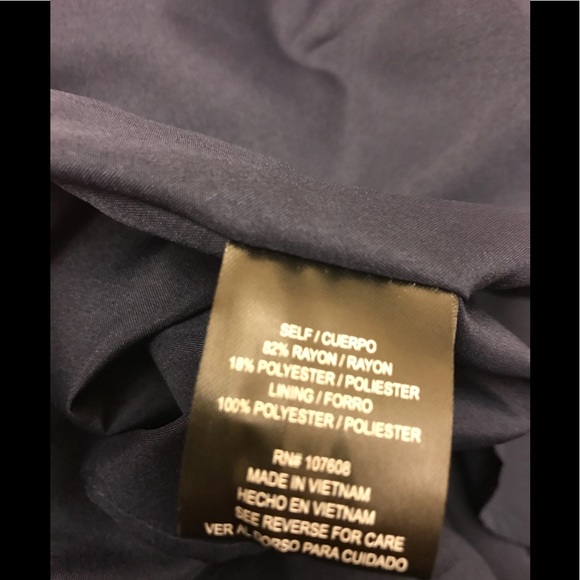 Chetta b shortsleeve button down navy,NWT - Picture 7 of 8